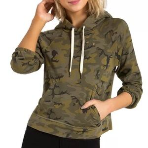 n:Philanthropy Gamble Sweatshirt in Olive Camo